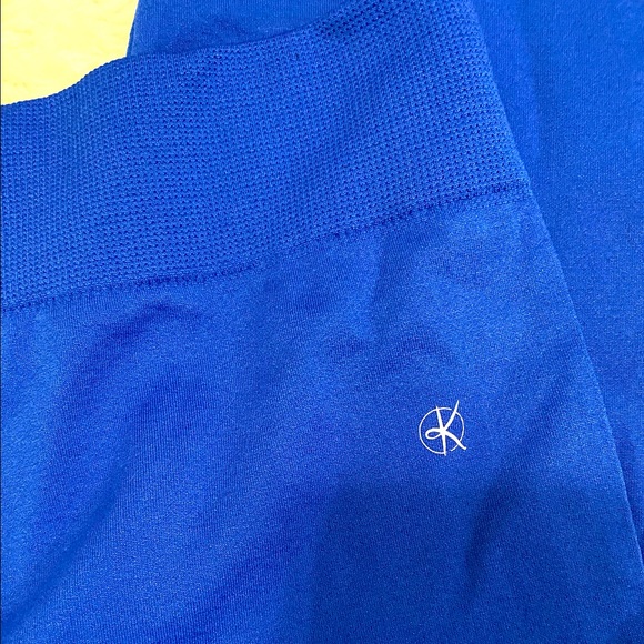 Blue tight warm workout leggings by katya…worn once only! - Picture 2 of 4